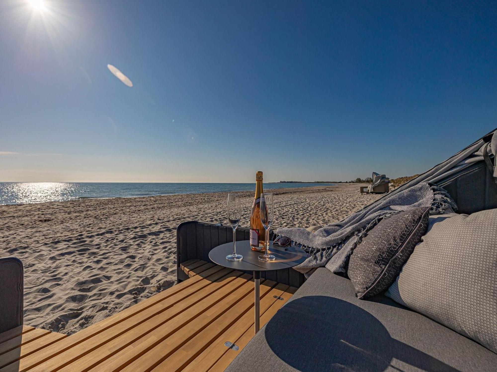 Strand Lounge Kronsgaard Esterno foto